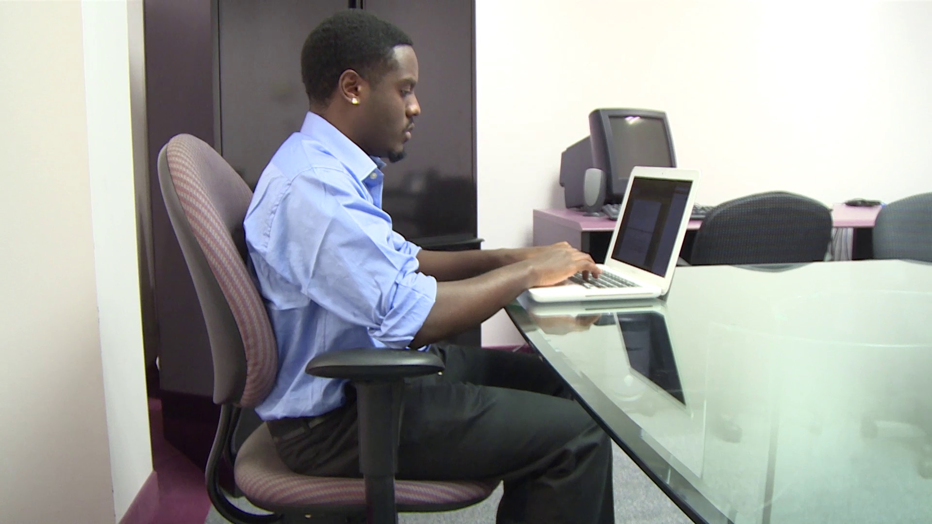 Back Safety in Office Environments